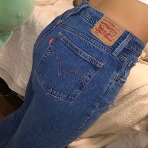 like new Levi’s w29 L28